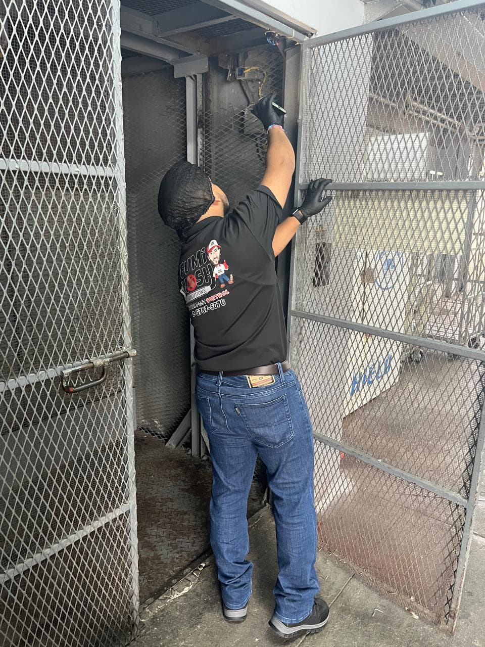Inspección en sitio en acceso comercial